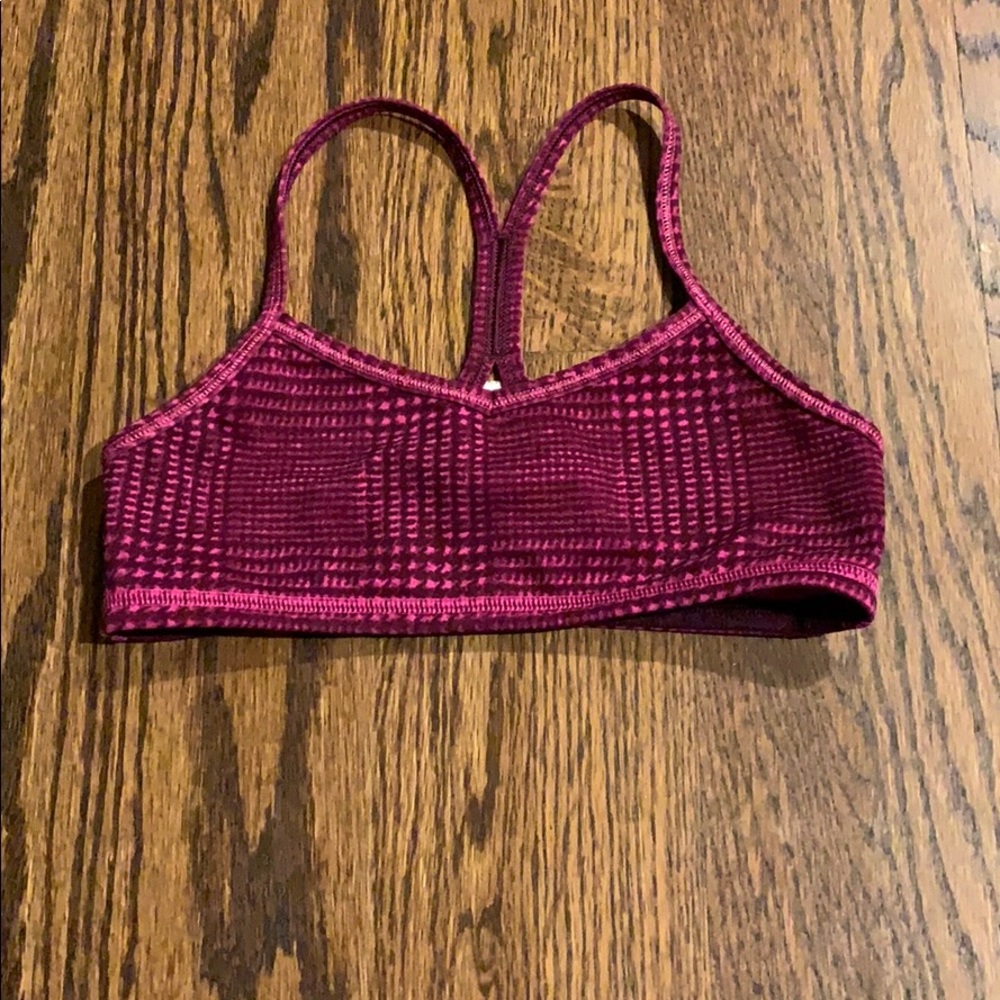 sports bra